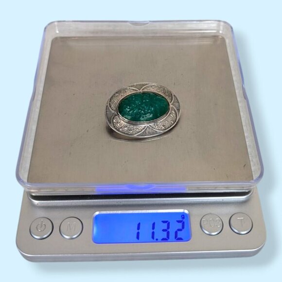 Vintage Green Molded Glass Brooch - Picture 7 of 7